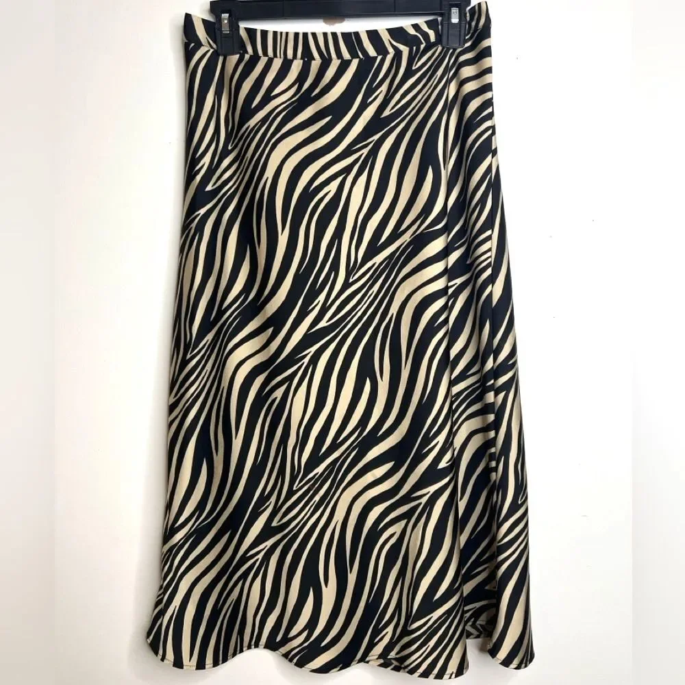 J. Crew Black and Tan Zebra A-Line Skirt silky stretch waist sz S Lagenlook Chic - Picture 1 of 7